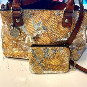 Patricia Nash purse and matching wallet🥰